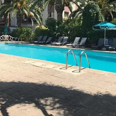 Mariela's Sea View Διαμέρισμα *